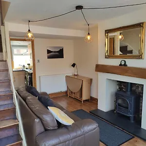  Apartment Town Centre House With Free Parking