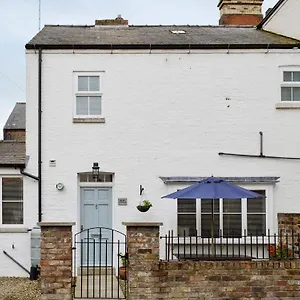  Holiday home Mews United Kingdom